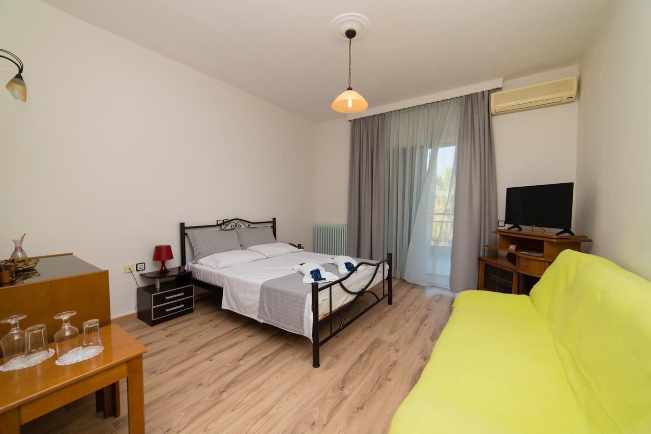 Athina Resort Аспровальта Экстерьер фото
